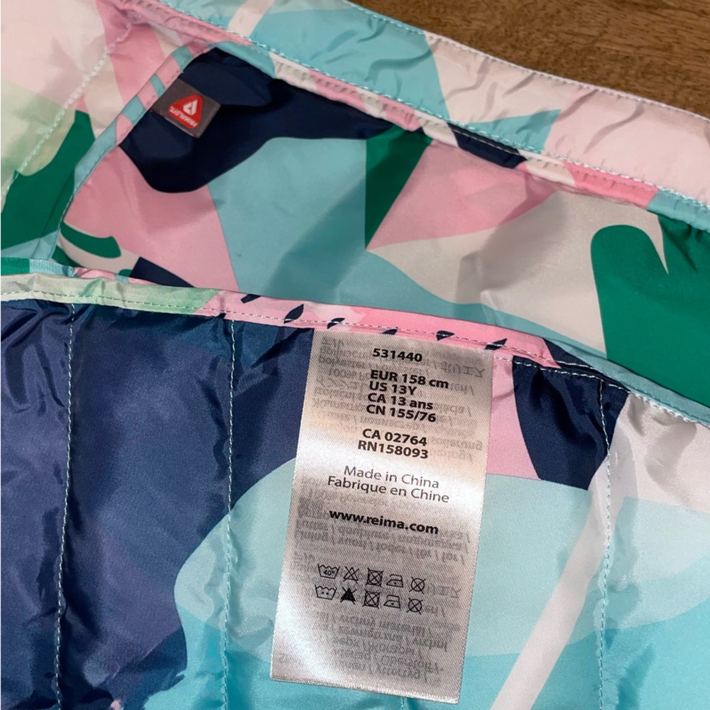 REIMA Puffer Vest - Picture 9 of 16
